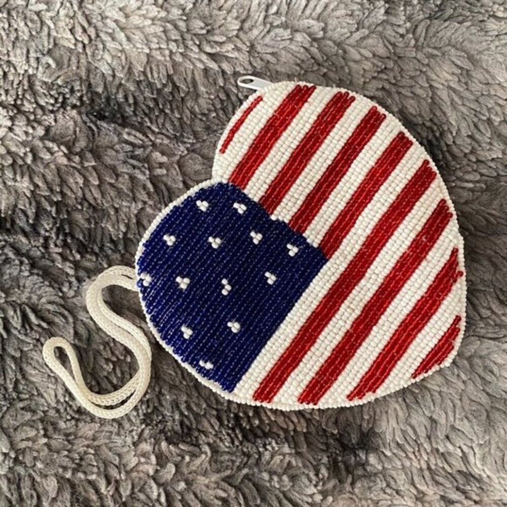 VTG Flag Heart Beaded Coinpurse